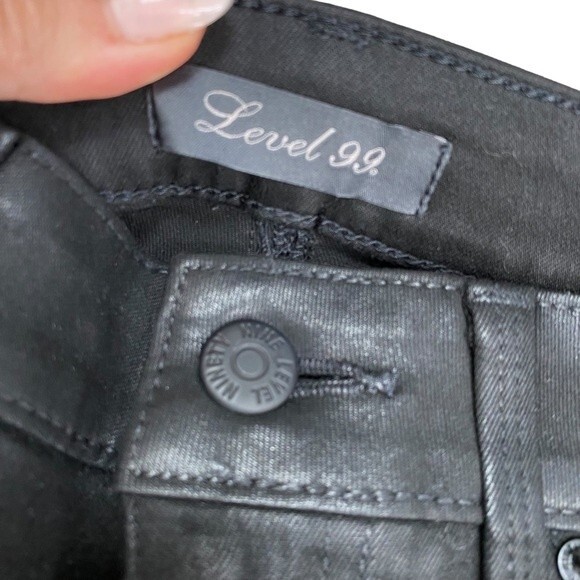 Level 99 Womens Size 27 Coated Black Skinny Jeans Leather Look‎ Bikercore Baddie - Picture 3 of 10